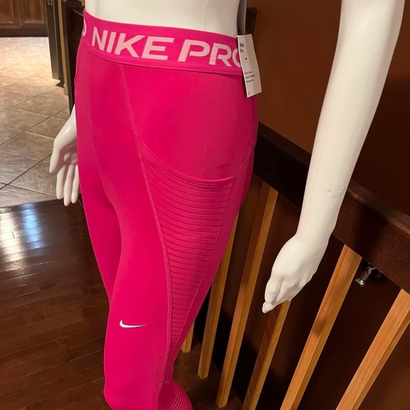 NIKE Pro High-Waisted Leggings - Picture 5 of 14